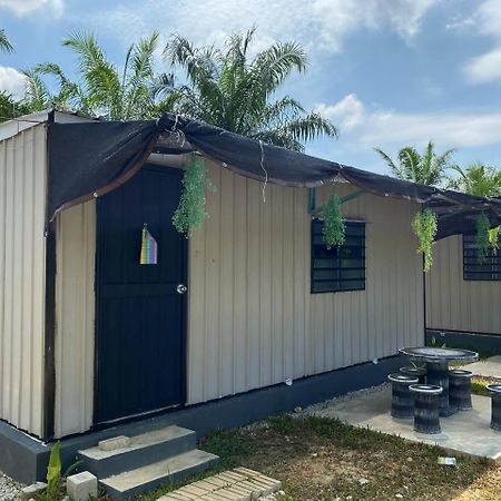 Yn Cabin Tanjung Karang Esterno foto